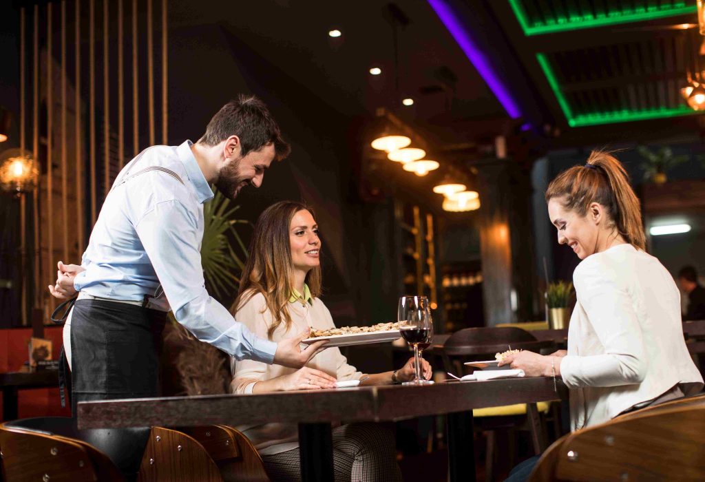 How PPC Management Dubai Boosts Growth for Restaurants and Hospitality Brands